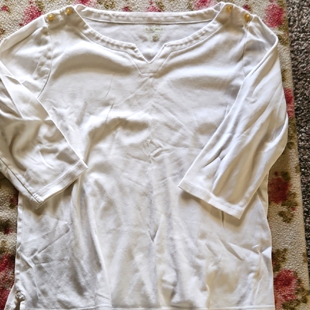 LL Bean White Half Length Tee